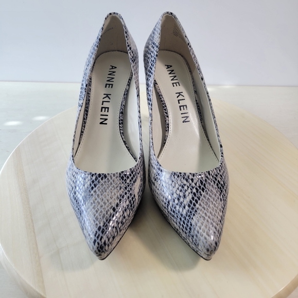 Anne Klein Akdalan Snakeskin High Heel Shoes Womens Size 10 - Picture 2 of 11